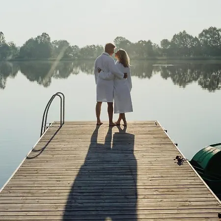 Hotel apartamentowy Pałac Warlity 4*