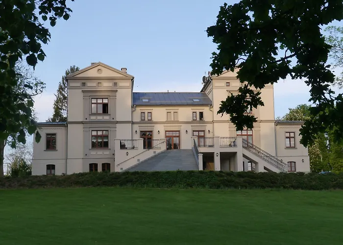 Aparthotel Palac Warlity 4*